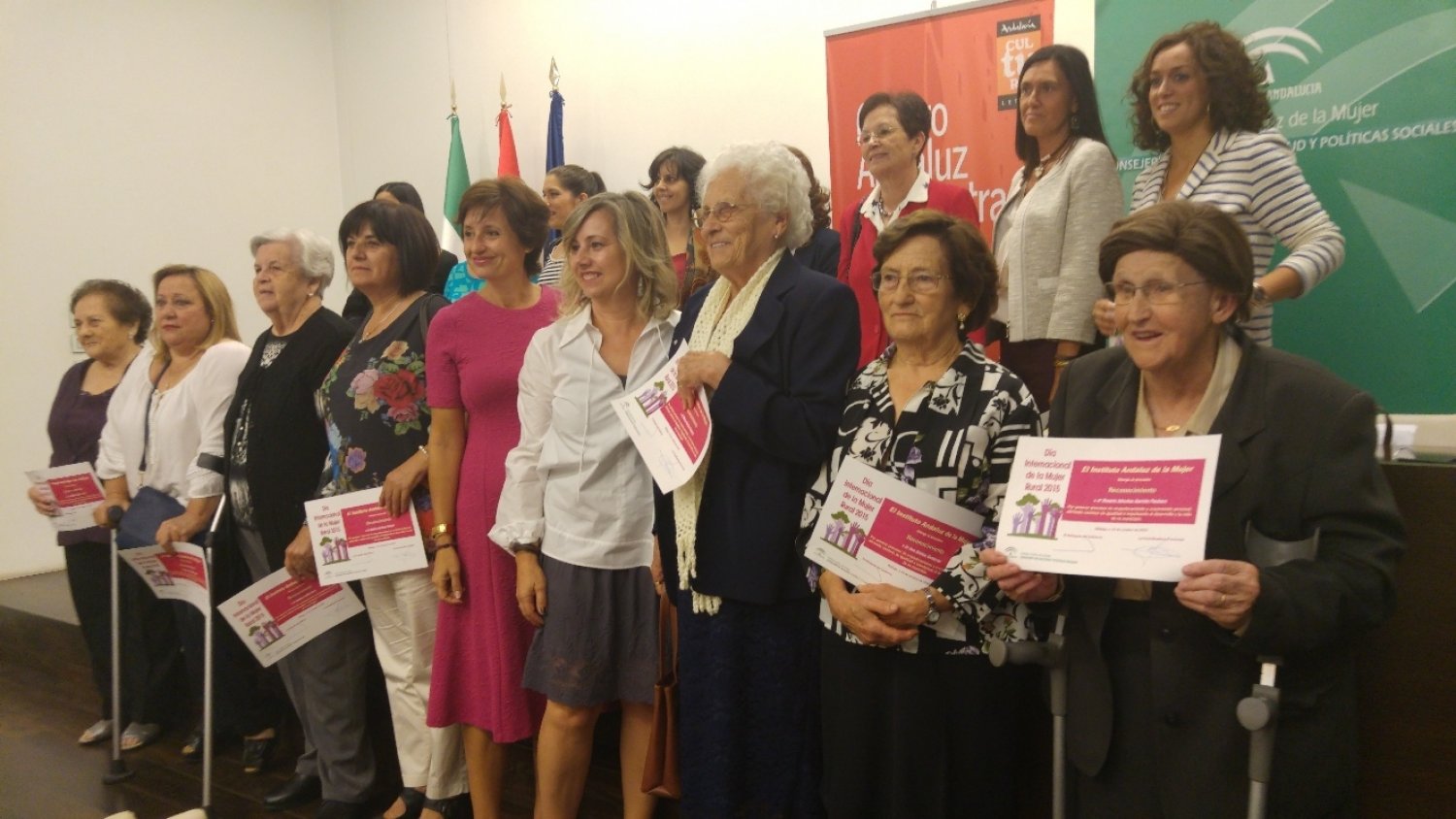 La Junta reconoce la labor de las mujeres en el medio rural con la distinción a 15 malagueñas por su contribución a la igualdad