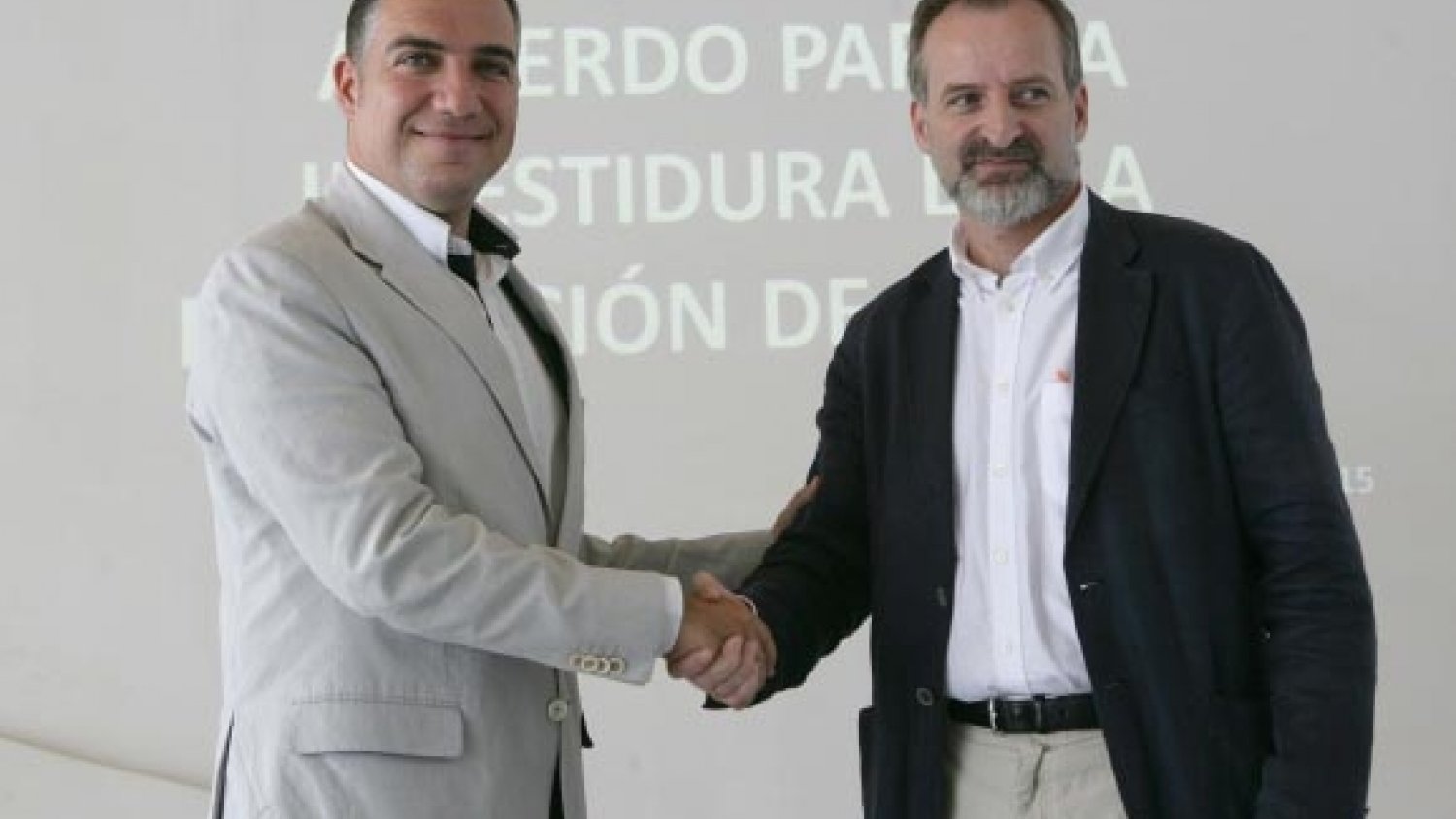 El PP y Ciudadanos acuerdan la compatibilidad de López Nieto equiparando su sueldo al de diputados con dedicación parcial