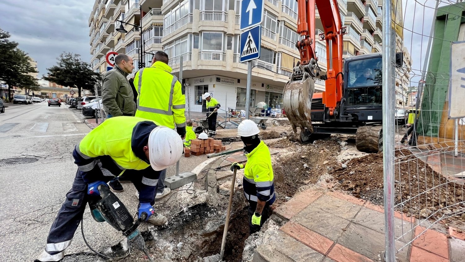 Fuengirola avanza en la remodelación integral de la calle San Lucas de Los Boliches