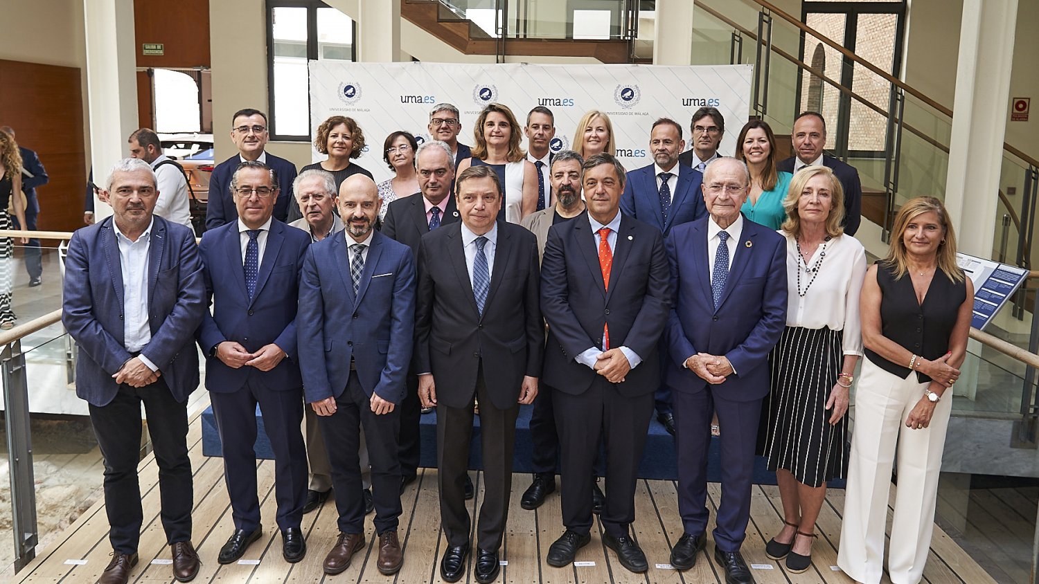 El ministro de Agricultura Luis Planas ha ofrecido una clase magistral en el inicio de los Cursos de Verano de la UMA