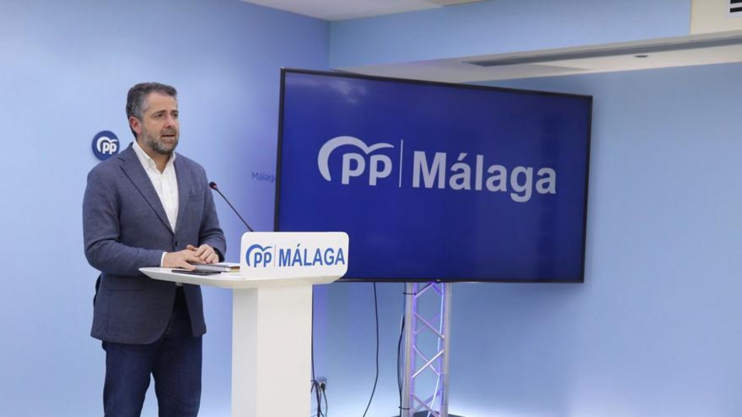 El PP de Málaga exige al Gobierno que recupere el IVA reducido en los productos básicos y que lo extienda a carnes, pescados y conservas