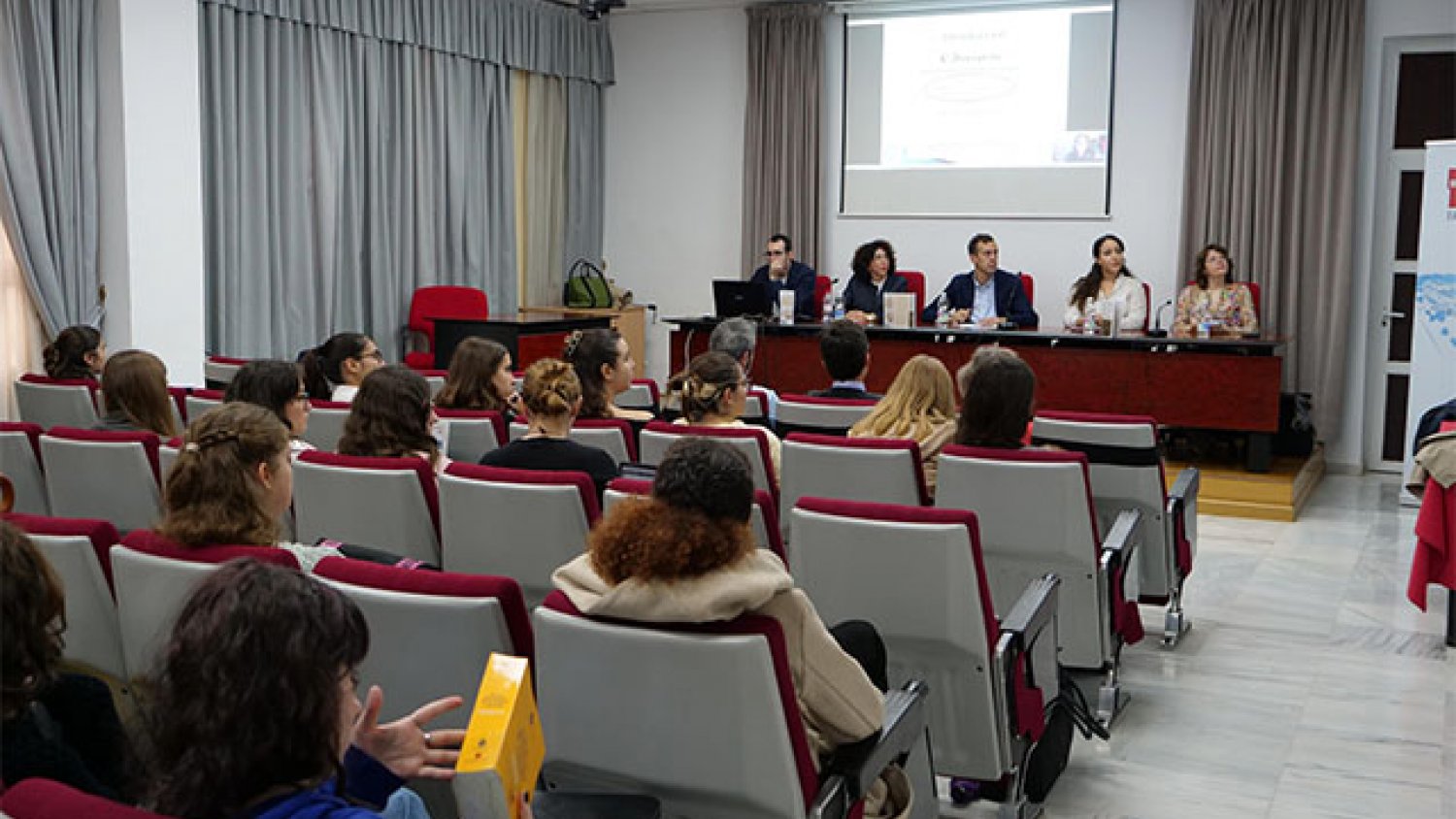 Málaga, referente en la redacción y el estudio de las obras lexicográficas para la lengua española