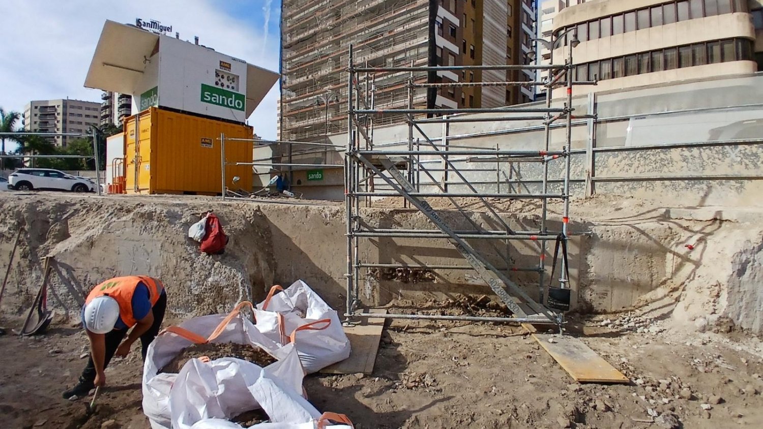 Un ‘cubo solar’ mejora la eficiencia energética en las obras del Metro de Málaga