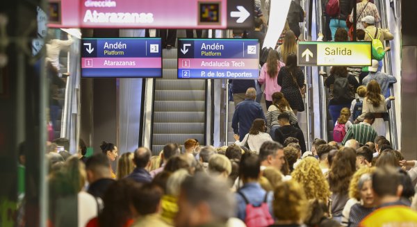 El Metro de Málaga roza el sobresaliente de sus usuarios en la encuesta anual de satisfacción