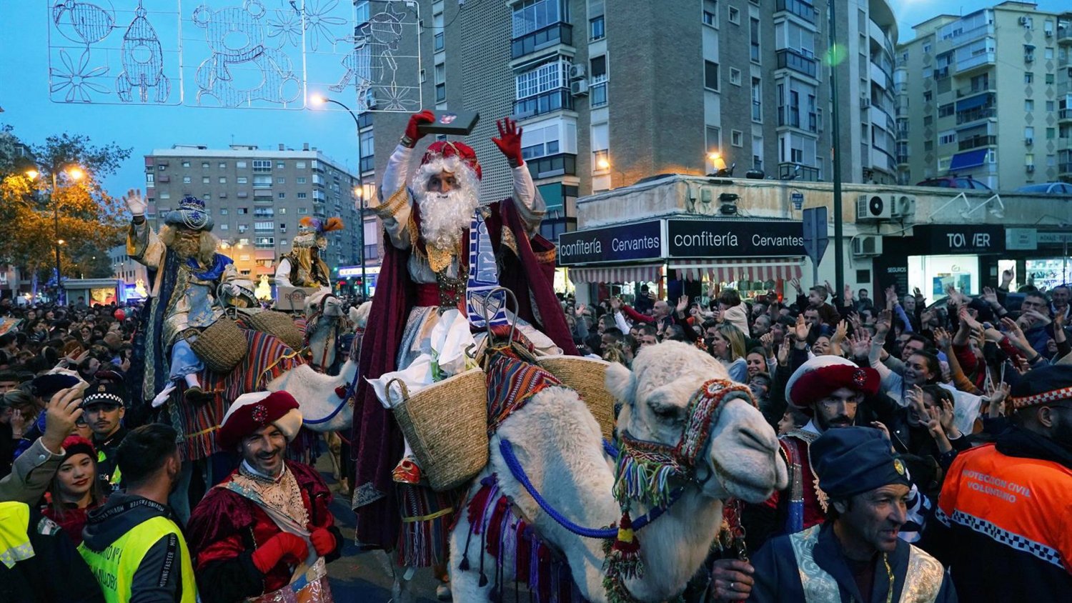 El Ayuntamiento de Málaga descarta adelantar las cabalgatas de Reyes Magos al sábado 4 de enero