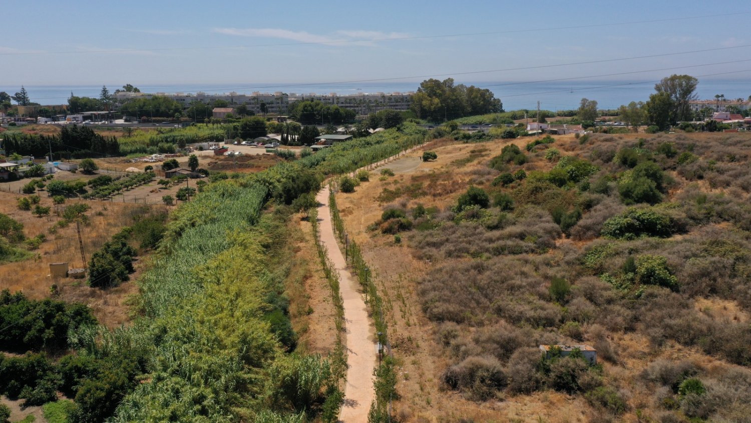 El Ayuntamiento de Estepona proyecta una senda fluvial que conectará el río Guadalmina con el corredor litoral