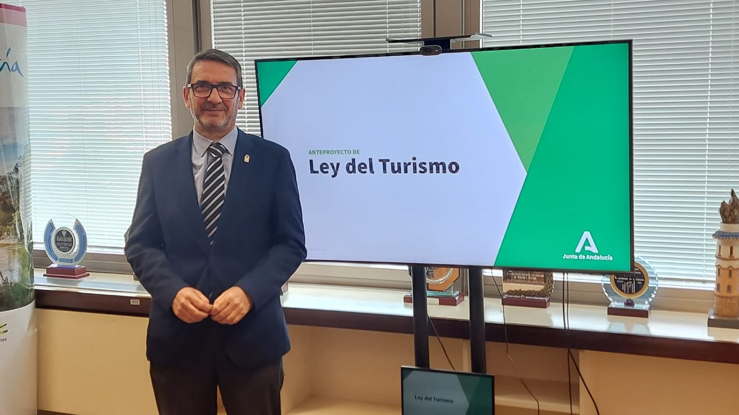 La Junta traslada la nueva Ley del Turismo al sector de la Costa del Sol